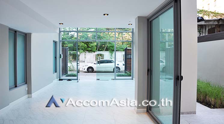 14  House for rent and sale in Sukhumvit ,Bangkok BTS Thong Lo AA16646